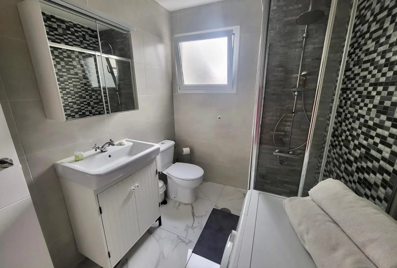 New Big Flat With Balcony 50Mts Away From Beach Parking Optional Las Palmas de Gran Canaria Apartment