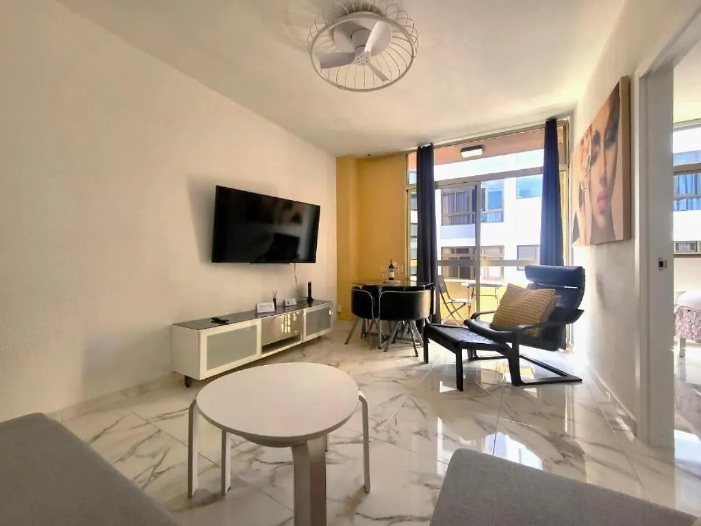 New Big Flat With Balcony 50Mts Away From Beach Parking Optional Las Palmas de Gran Canaria